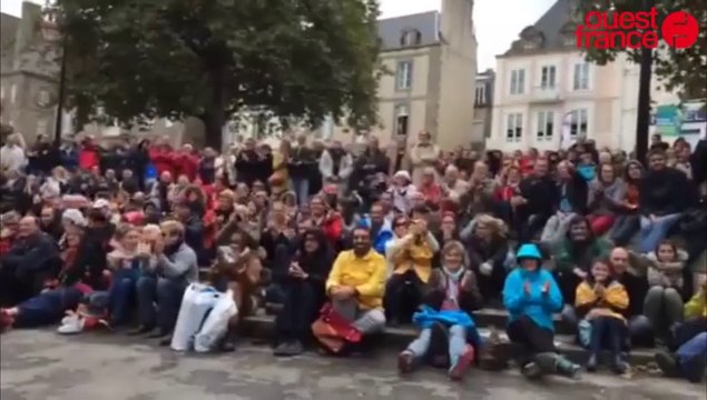 Le départ de la Route du Rhum, vu de la fosse aux lions
