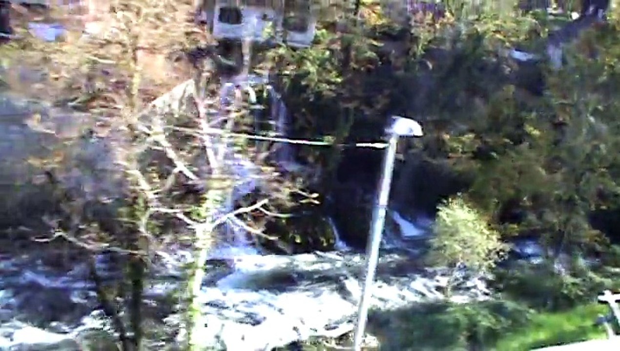 M2U00090