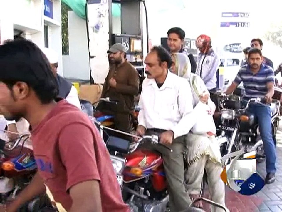 Petrol stations closed in parts of Punjab-Geo Reports-01 Nov 2014