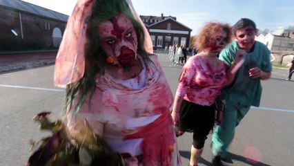 Zombie walk à Lille le 1er novembre 2014