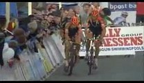 Cyclisme - Le sprint houleux entre Wout Van Aert et Sven Nys