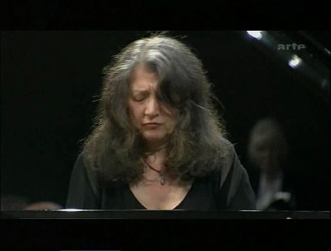 Robert Schumann: Von fremden Ländern und Menschen (Martha Argerich, HD)