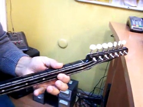 kısa sap zincir filotalı fıshman ekolayzerli gitar burgulu prof saz!!