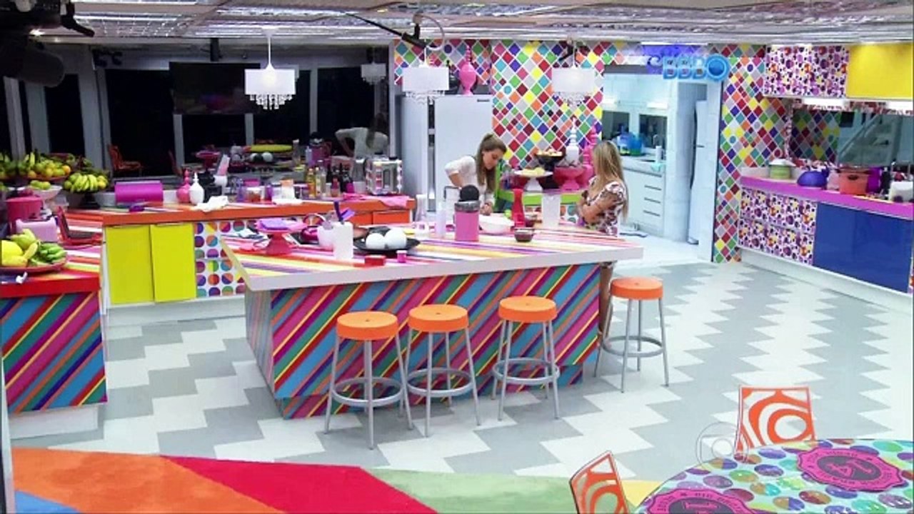 Rede Fuso - Show do intervalo no Futebol de quarta - 12/02/14