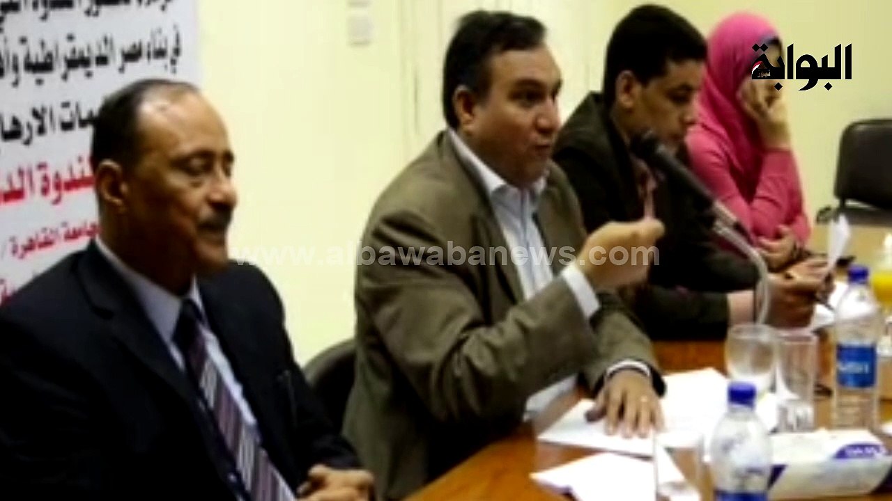 إحراج شديد  ل عمار علي حسن كان لازم نقف حداد علي ارواح شهداء الجيش
