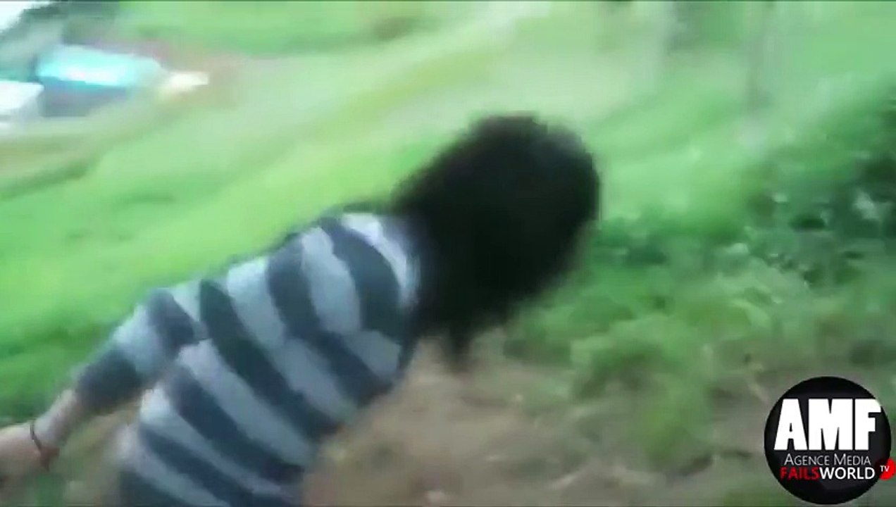 [+18 ~ Sexy Funny Girl]Drunk Tarzan Girl Epic Fail