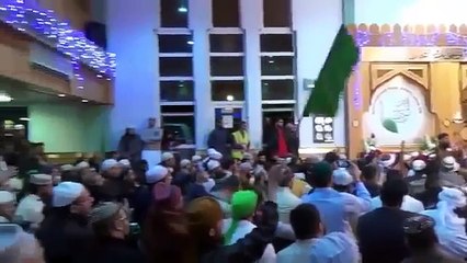 Download Video: Muhammad Owais Raza Qadri Latest Mehfil e Naat Conference 2014 Complete HD Quality 7