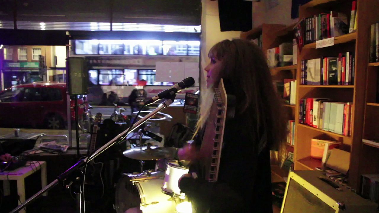 31-10-14 at Hydra Olive Haigh
