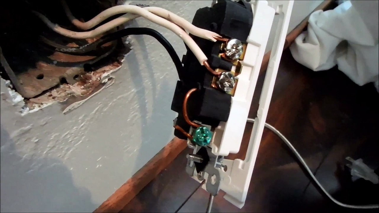 No Ground Wires Found in Electrical Panel