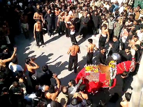 10tH Muharram ul haram 2013 Zanjeer Zani at Bangash Colony Rawalpindi