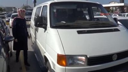 Denizli Minibüste Bırakılan Bebeği İtfaiye Kurtardı