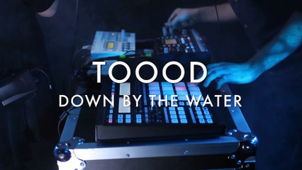TOOOD - Down By The Water (Froggy's Session)