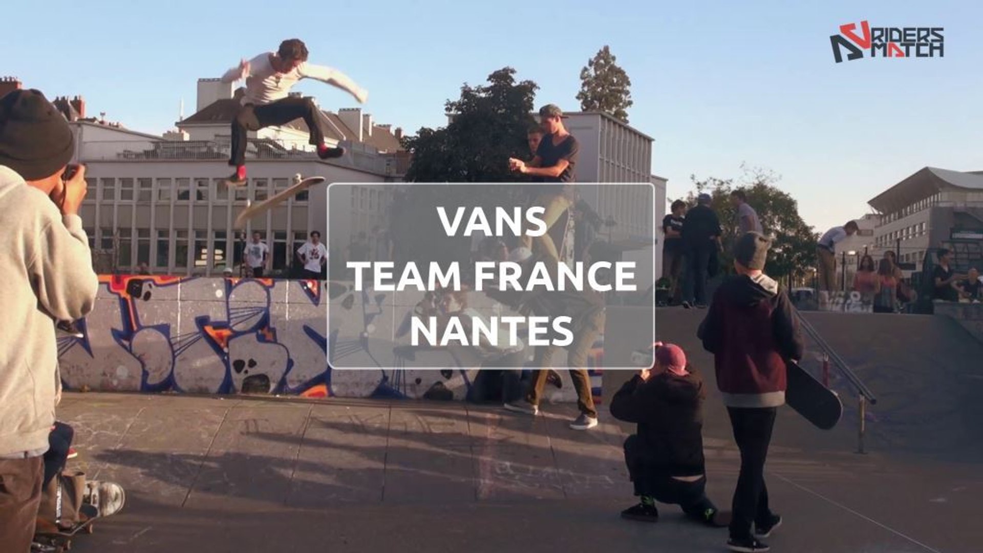Team VANS visits NDJ Skateshop in Nantes - France