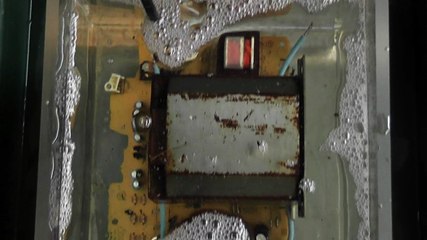 Cap explodes in mineral oil