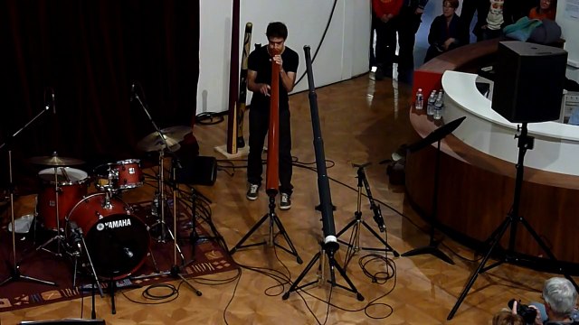 Solo de didjeridoo aux Samedis du Jazz