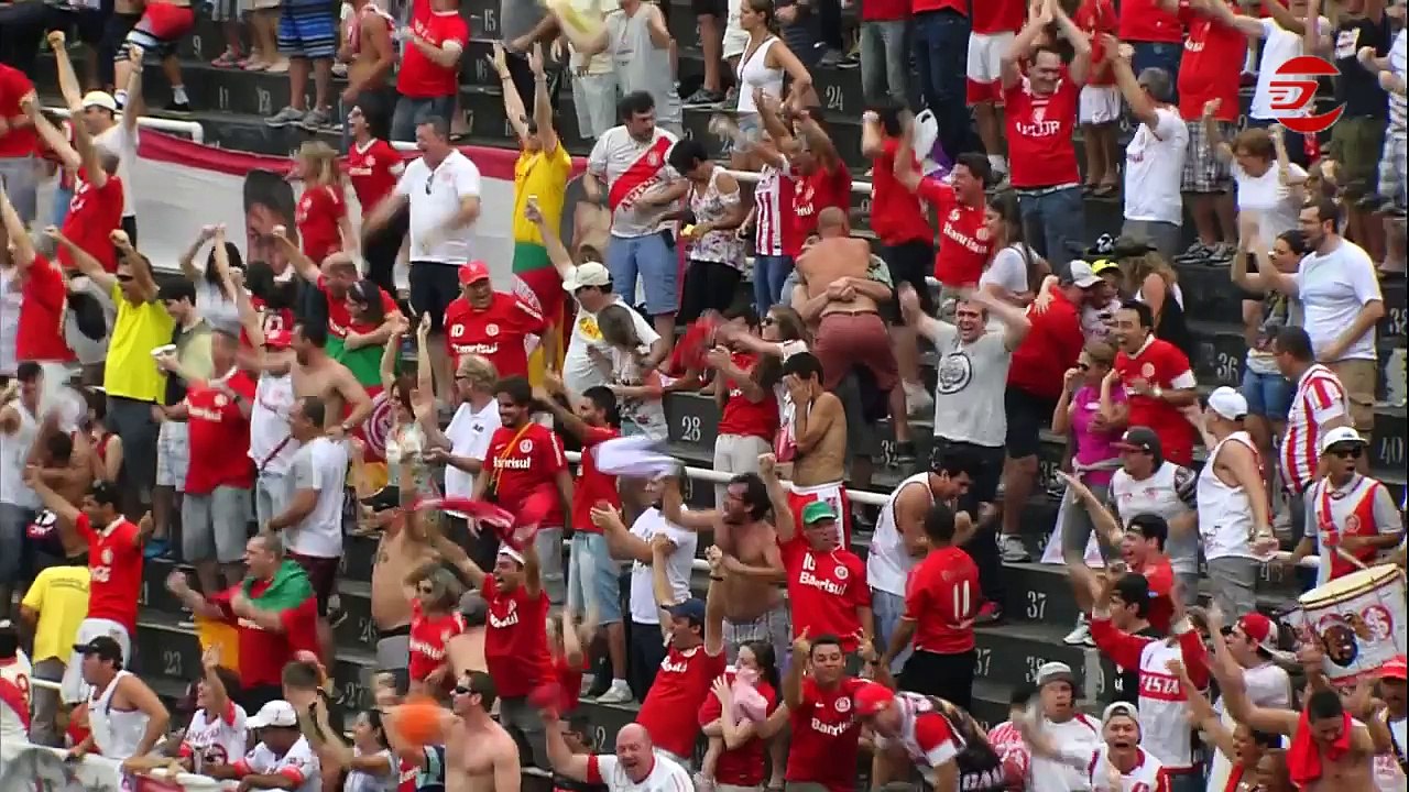 Santos perde para o Inter na Vila
