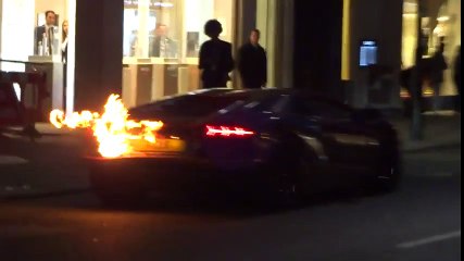 Gaza Fazla Kökleyip Lamborghini'yi Yakmak