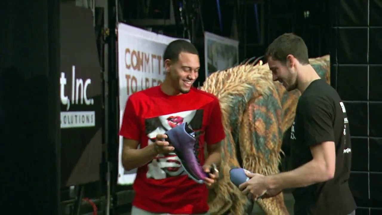 Suns Dinosaur Scare