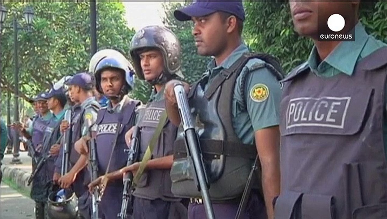 Bangladeş'te Cemaat-i İslami Partisi liderlerine verilen idam cezasına onama