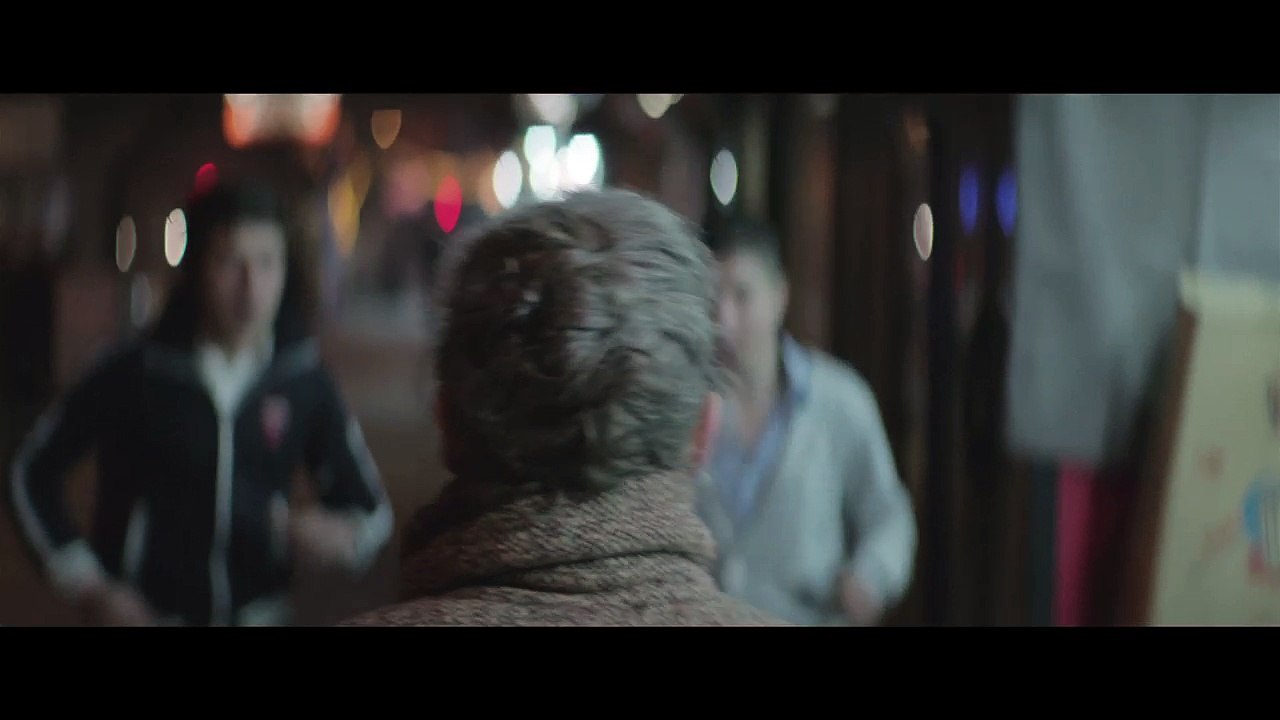 82 dagen in april: Trailer HD