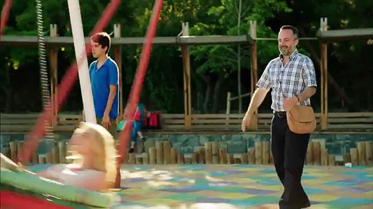 Çakallarla Dans Fragman