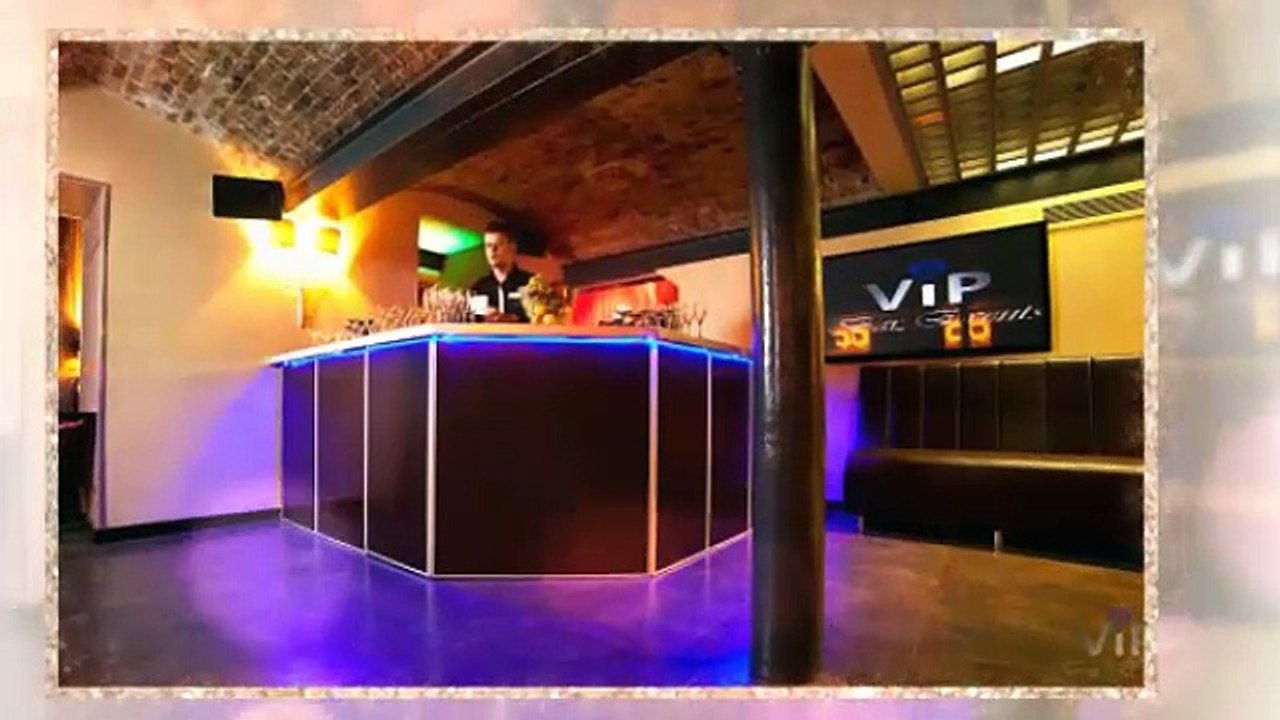 Bar Hire Call Us and We Make Your Wedding Stylish!