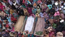 Pakistan: funerali delle vittime dell'attentato di Wagah