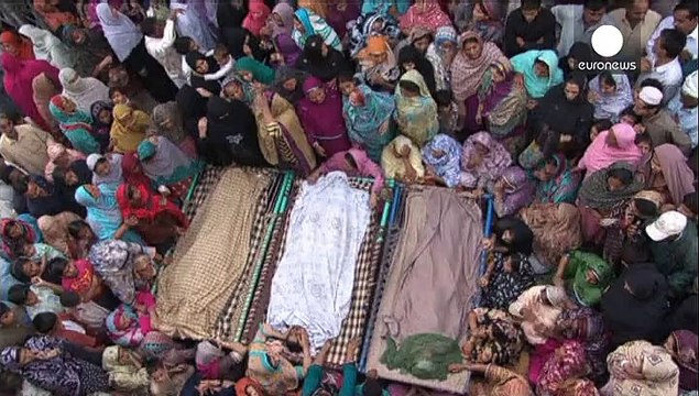 Пакистан: похороны жертв теракта