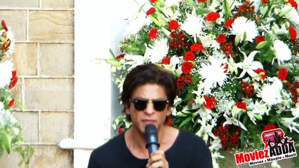 Shahrukh Khan's 49th Birthday Celebration With Media & Fans !