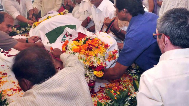 Veteran Actor Sadashiv Amrapurkar Is Dead Video Dailymotion