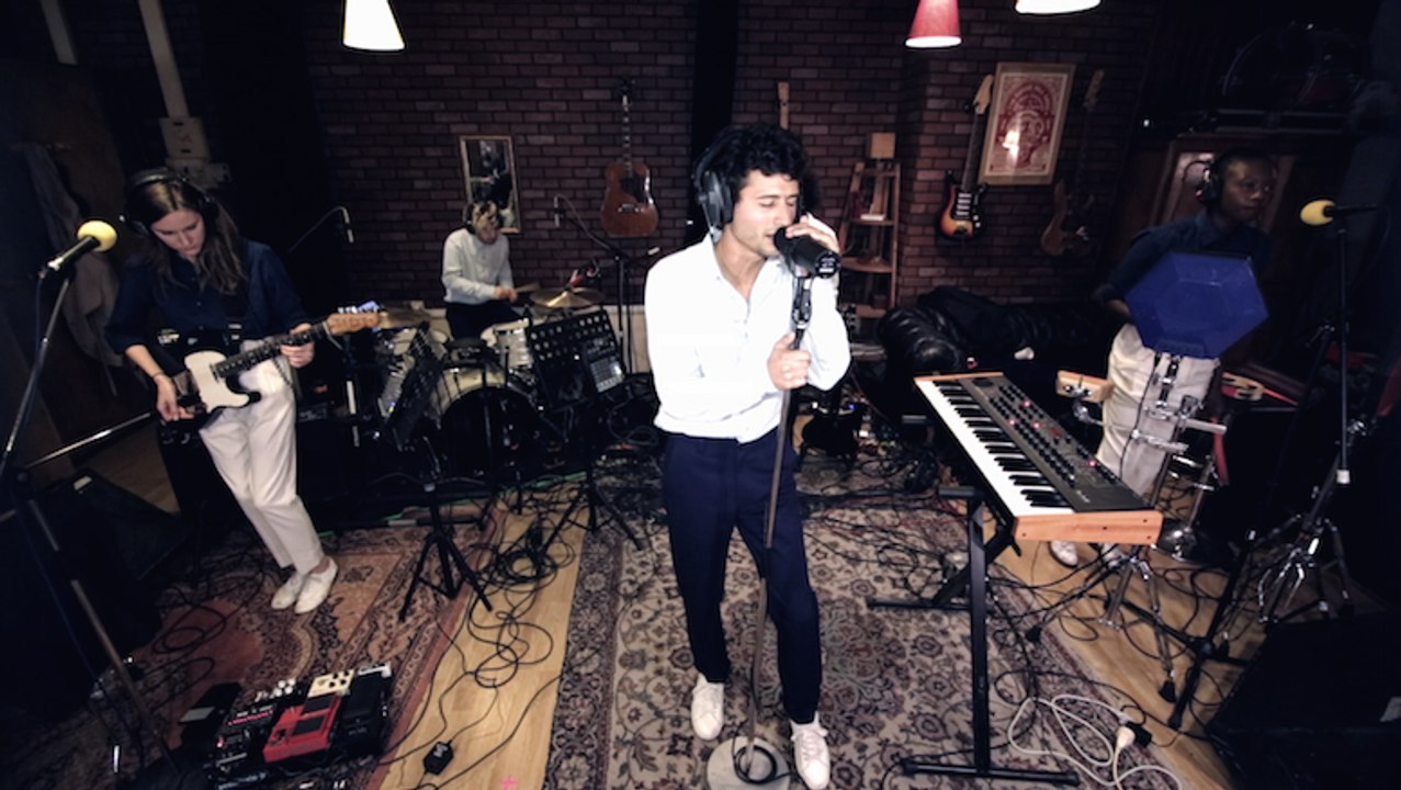 Inrocks Session : la métamorphose pop d’Adrien Gallo (ex BB Brunes)