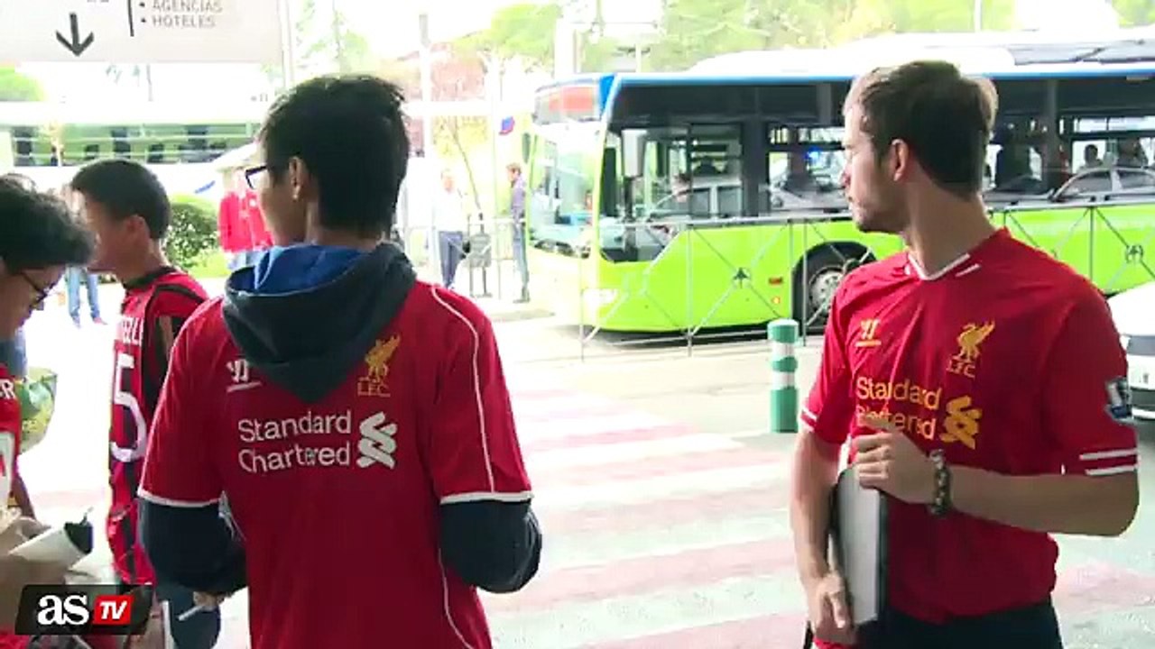 Llegada Liverpool x AzT