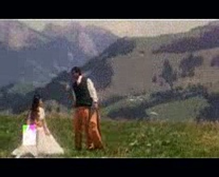 KAJOL  Ajnabi Mujh Ko