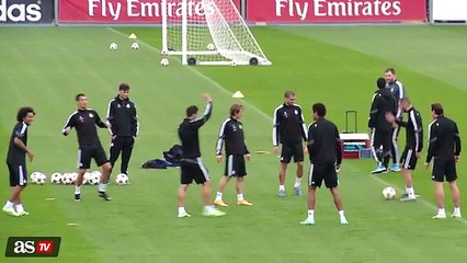 Caño a  Bale CR enloquece x AzT