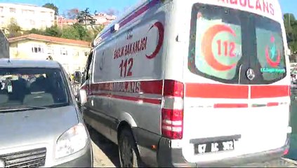 AİLESİNE KIZDI, DENİZE ATLADI