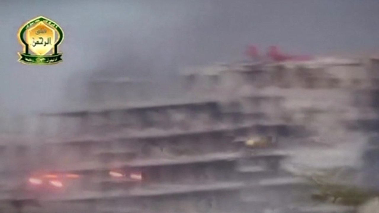 Fierce fighting in war-torn Syria - amateur video