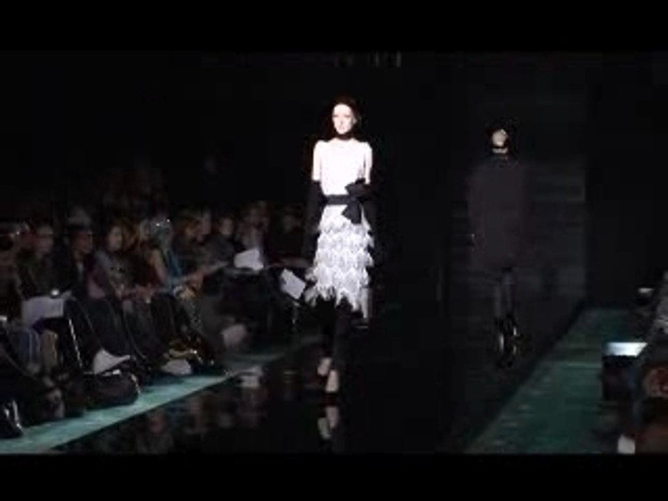 Julien Macdonald Fashion Show 2007/02