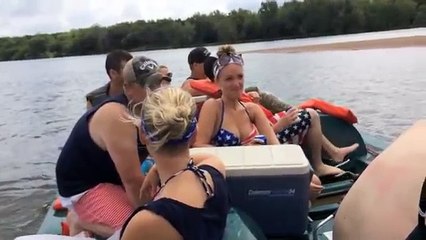 Une demande en mariage qui tombe à l'eau