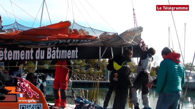 Route du Rhum. Vincent Riou contraint à l'abandon