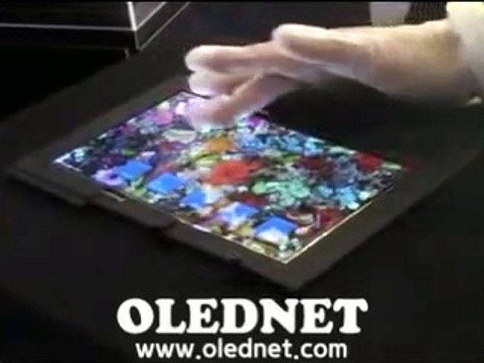 OLEDNET SEL 8.7inch tri-foldable AMOLED panel with touch sensor Display Innovation 2014
