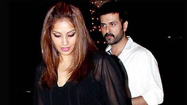 Harman Baweja CHEATS On Bipasha Basu?
