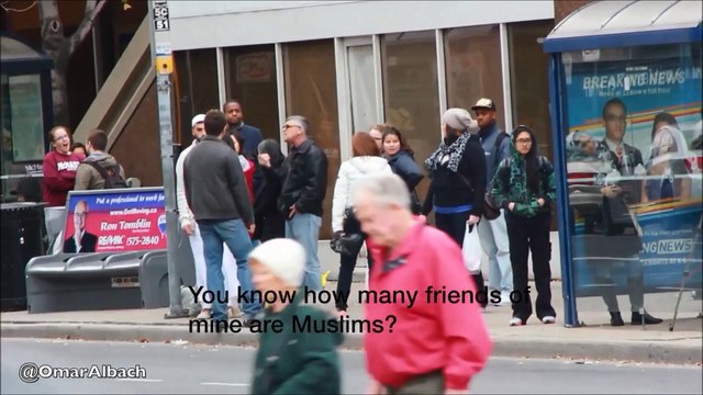 Il teste en caméra cachée l'islamophobie au Canada et reçoit un coup de poing