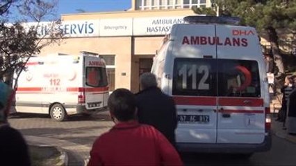 Zonguldak'ta Ambulansın Çarptığı Kadın Hafif Yaralandı