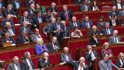 Barrage de Sivens: Valls met en garde contre les "amalgames"