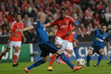 Decisivo! Talisca faz gol da vitória do Benfica na Champions