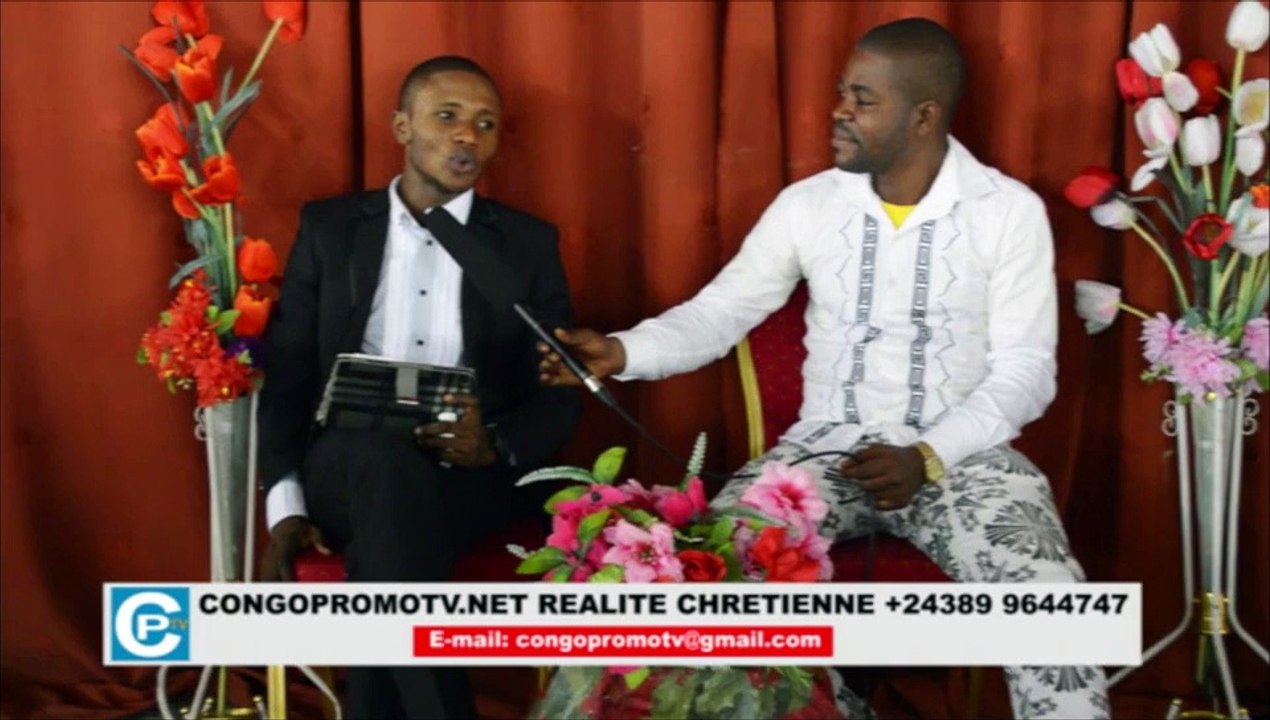 Fr Paul ancien nganga atangi ba kombo ya ba musiciens chrétiens oyo bazo salela magie na RDC