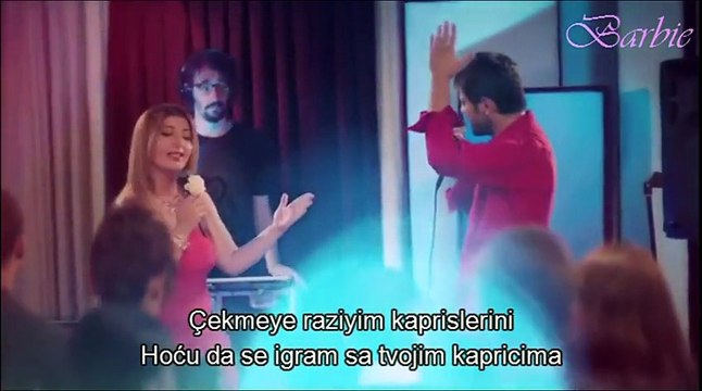 Yaren ve Karlos - Ben sevdali sen belali - Ja zaljubljen, a ti problem