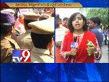 BJP MLAs protest at Telangana assembly - Tv9
