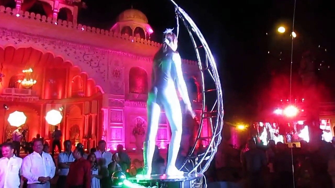 Moon Acrobat Act - Pulse Entertainment & Events