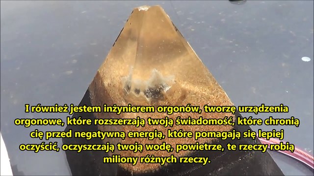 Zatrzymany przez policję człowiek posiadający przy sobie orgonity zostaje oskarżony o atak bombowy